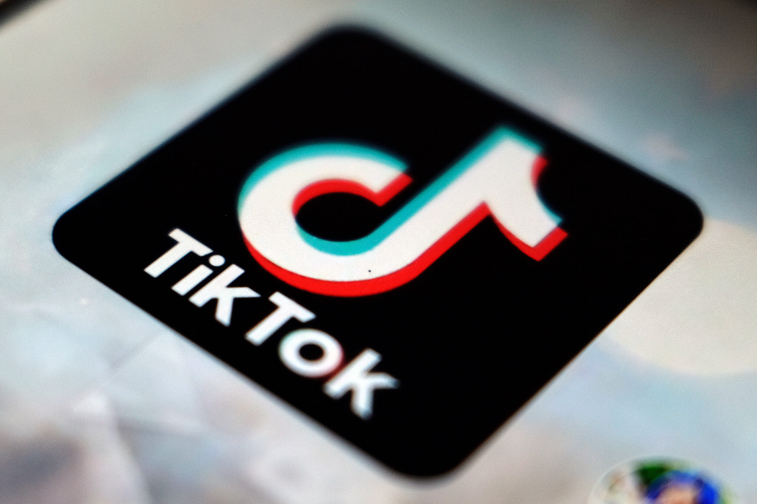  TikTok app logo